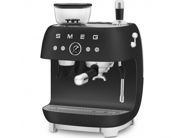 Кофемашина-эспрессо SMEG EGF03BLMEU черный матовый Кофемашина-эспрессо SMEG EGF03BLMEU черный матовый